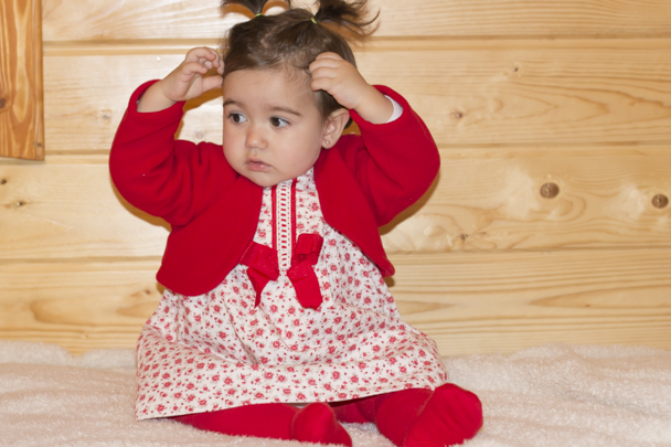 Litoral Reconocimiento sin embargo Un vestido rojo de niñas para lucir en Navidad - BabyNipos